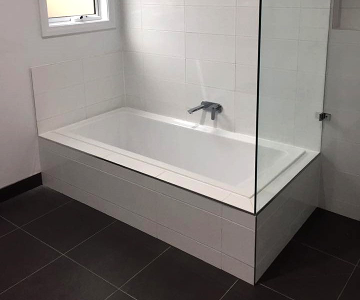 Manuele Vernizzi Professional Tiler Melbourne Eastern Suburbs tiling bathrooms
